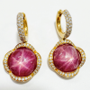 עגילי זהב 18K עם אבני Ruby Star ויהלומים – עיצוב יוקרתי ונדיר
